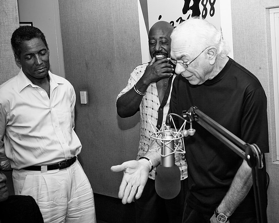3882_DG_Jazz_Roots_WBGO_Radio_Station_Miami_2010_FL_ZV4N1475
