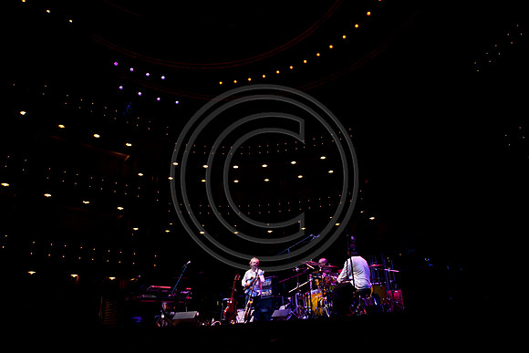5021_DG_JAZZ_ROOTS_GUITAR VIRUOSOS_Concert_Adrienne_Arsh_Center__MG_7657