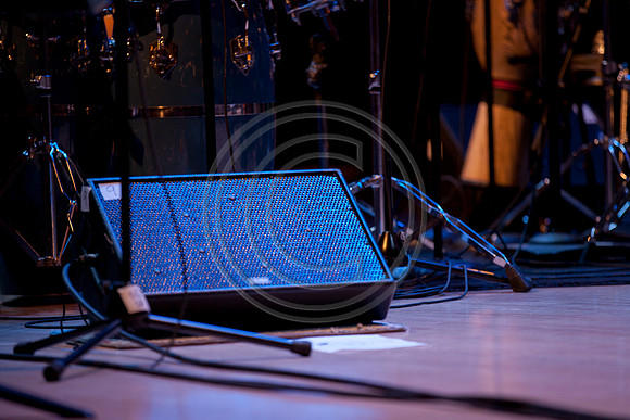 5021_DG_JAZZ_ROOTS_GUITAR VIRUOSOS_Concert_Adrienne_Arsh_Center_ZV4N8807