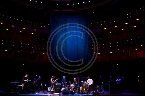 5021_DG_JAZZ_ROOTS_GUITAR VIRUOSOS_Concert_Adrienne_Arsh_Center_MG_7513