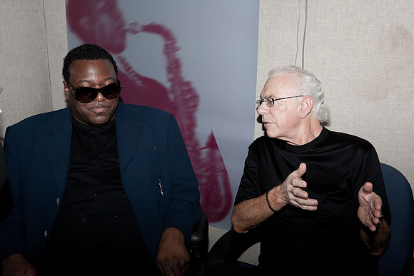 3882_DG_Jazz_Roots_WBGO_Radio_Station_Miami_2010_FL_ZV4N1407