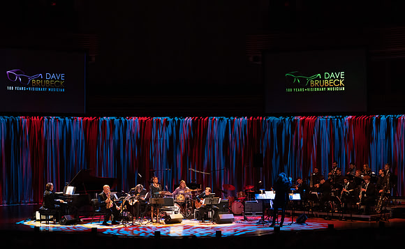 20221028_Dave_Brubeck Trio_JR__DSC9626
