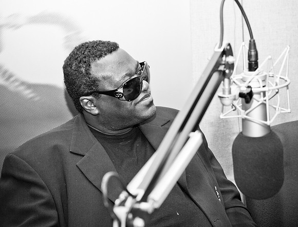 3882_DG_Jazz_Roots_WBGO_Radio_Station_Miami_2010_FL_ZV4N1474