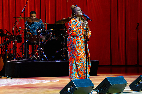 20220114_Ledisi_Sings_Nima_DSC5416