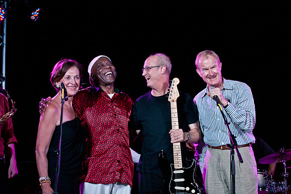 5033_DG_FAIRCHILD_GARDENS_BUDY_GUY_Miami_FL_2011_2_VA0M0119