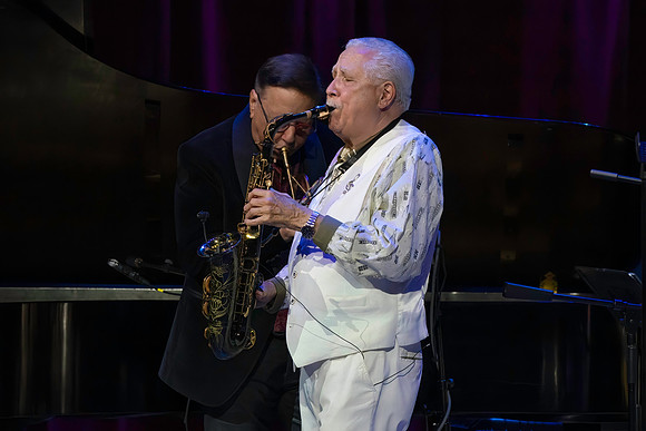 20240209_Chucho Valdes_Irakere_50 Years_DSC4025-DN-severe-noise