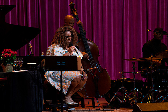 20211217_Dianne_Reeves_DSC7509