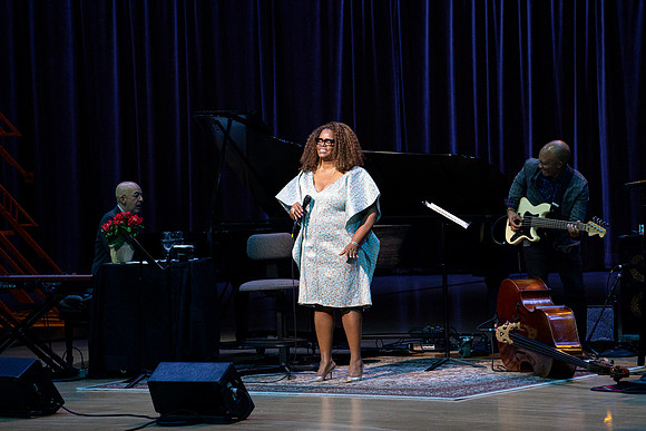 20211217_Dianne_Reeves_DSC7618