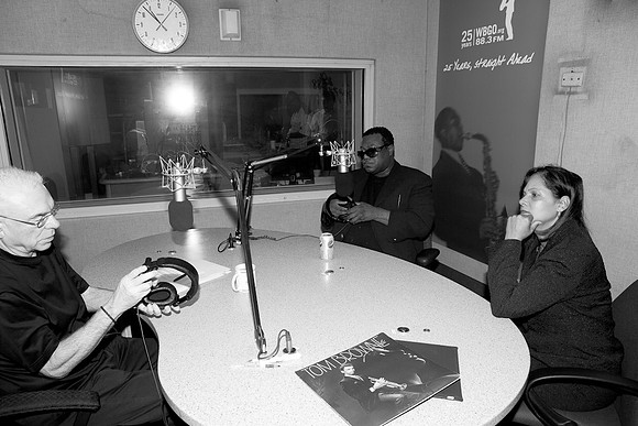 3882_DG_Jazz_Roots_WBGO_Radio_Station_Miami_2010_FL_ZV4N1338