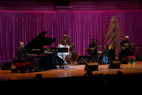 20211217_Dianne_Reeves_DSC7529