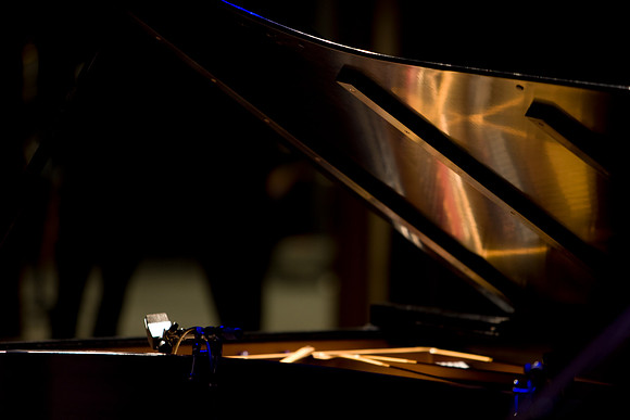 2019_DG_Jazz_Roots_Piano_Latino_Art_Center_Miami_FL_5L8Y1033
