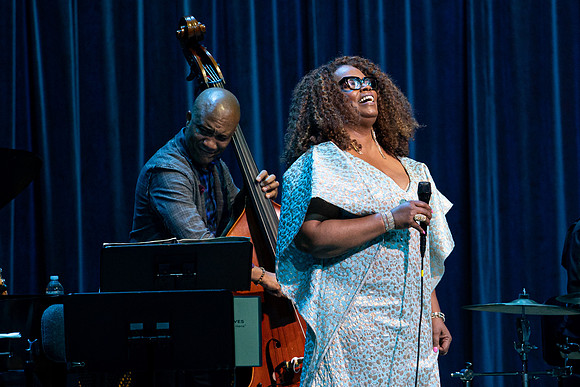 20211217_Dianne_Reeves_DSC7371