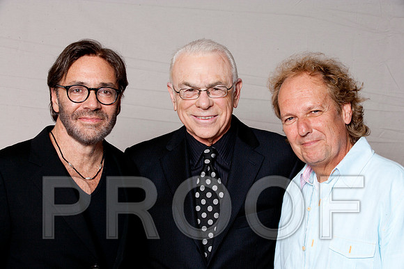 5021_DG_JAZZ_ROOTS_GUITAR VIRUOSOS_Concert_Adrienne_Arsh_Center_VA0M6982