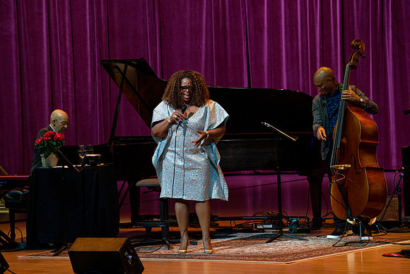 20211217_Dianne_Reeves_DSC7568