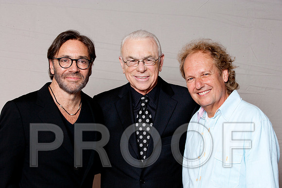 5021_DG_JAZZ_ROOTS_GUITAR VIRUOSOS_Concert_Adrienne_Arsh_Center_VA0M6981