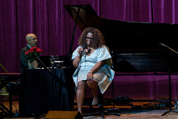 20211217_Dianne_Reeves_DSC7544