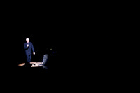 Larry_stage