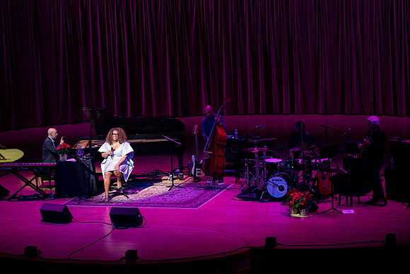 20211217_Dianne_Reeves_DSC7756