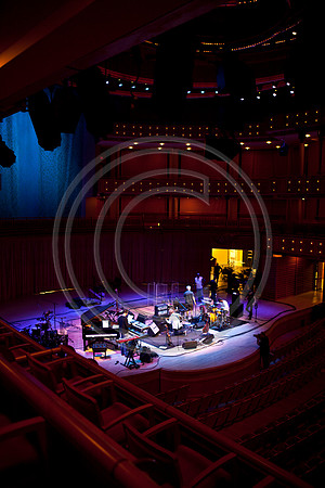 5021_DG_JAZZ_ROOTS_GUITAR VIRUOSOS_Concert_Adrienne_Arsh_Center__MG_7598