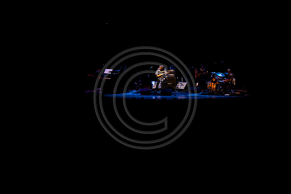 5021_DG_JAZZ_ROOTS_GUITAR VIRUOSOS_Concert_Adrienne_Arsh_Center_VA0M6718