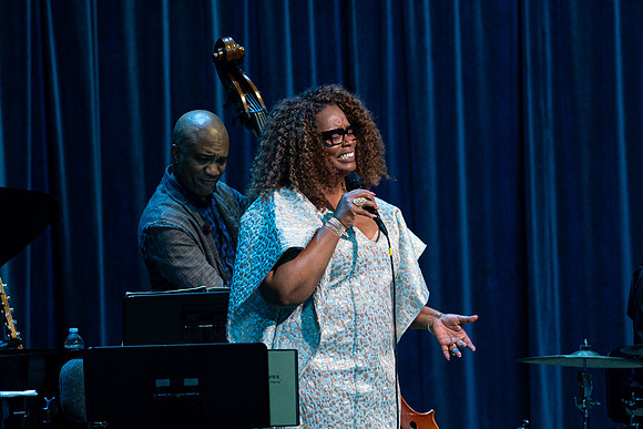 20211217_Dianne_Reeves_DSC7404