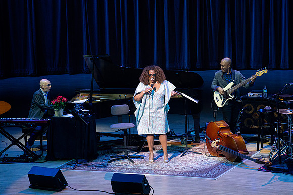 20211217_Dianne_Reeves_DSC7704