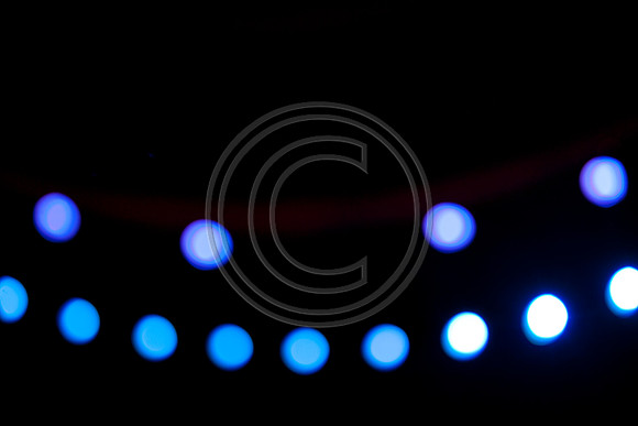5021_DG_JAZZ_ROOTS_GUITAR VIRUOSOS_Concert_Adrienne_Arsh_CenterZV4N8731