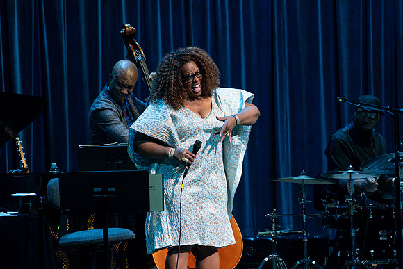 20211217_Dianne_Reeves_DSC7309