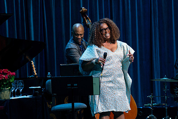 20211217_Dianne_Reeves_DSC7293